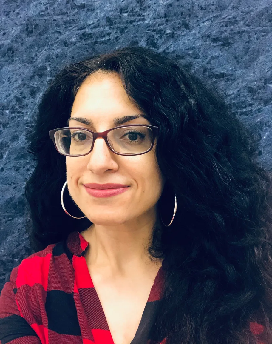 Author Medeia Sharif